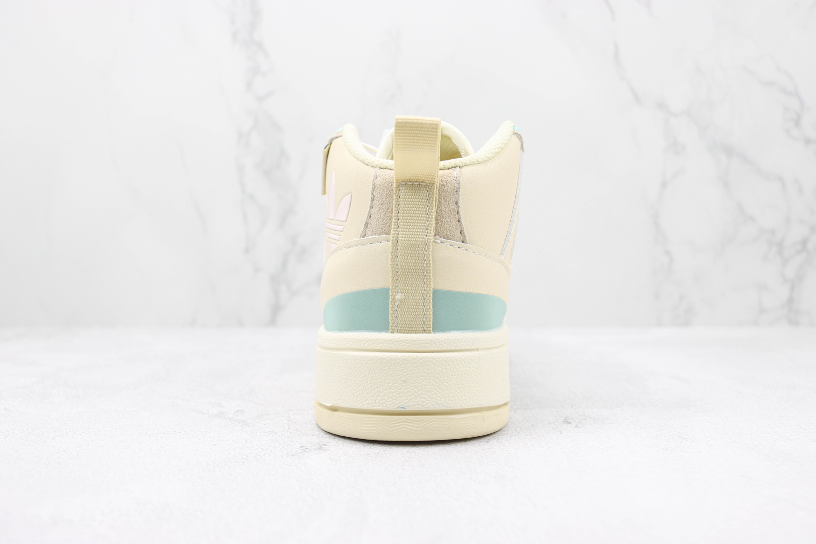 阿迪达斯Adidas Originals Post UP纯原版本三叶草中帮薄荷蓝翻毛皮板鞋 莆田阿迪达斯板鞋货源 货号：GV9330