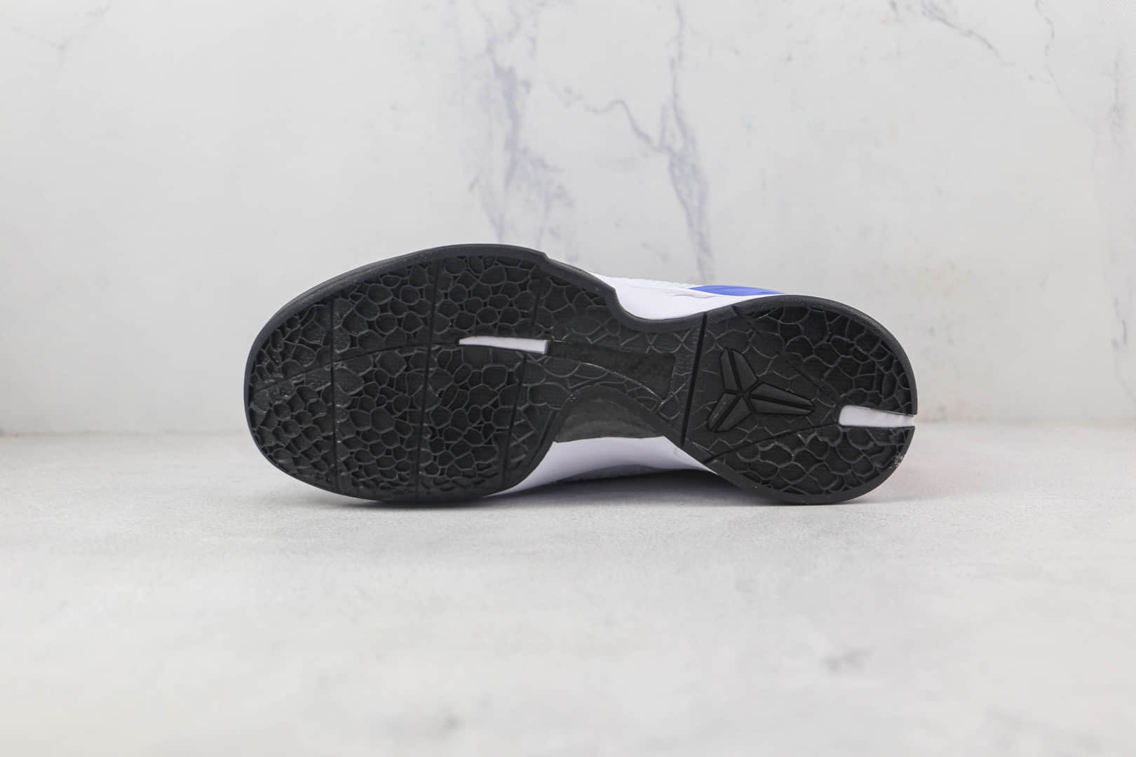 耐克Nike Zoom Kobe VI莆田纯原复刻版本科比6代白蓝色波点鱼鳞纹实战篮球鞋原档案数据开发 货号：CW2190-146