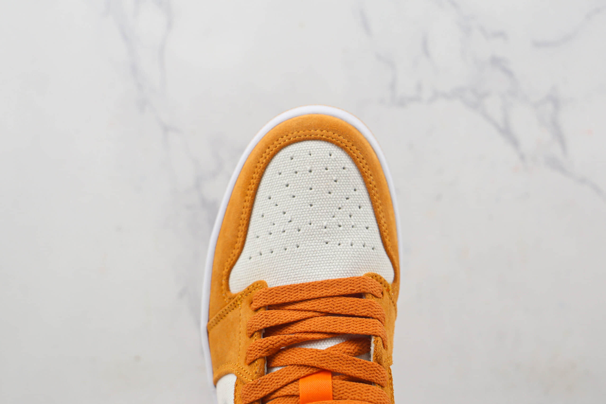 乔丹Air Jordan 1 Low SE Ceramic天花板纯原复刻低帮AJ1复古橙黄色板鞋原盒原标 货号：DH6931-102