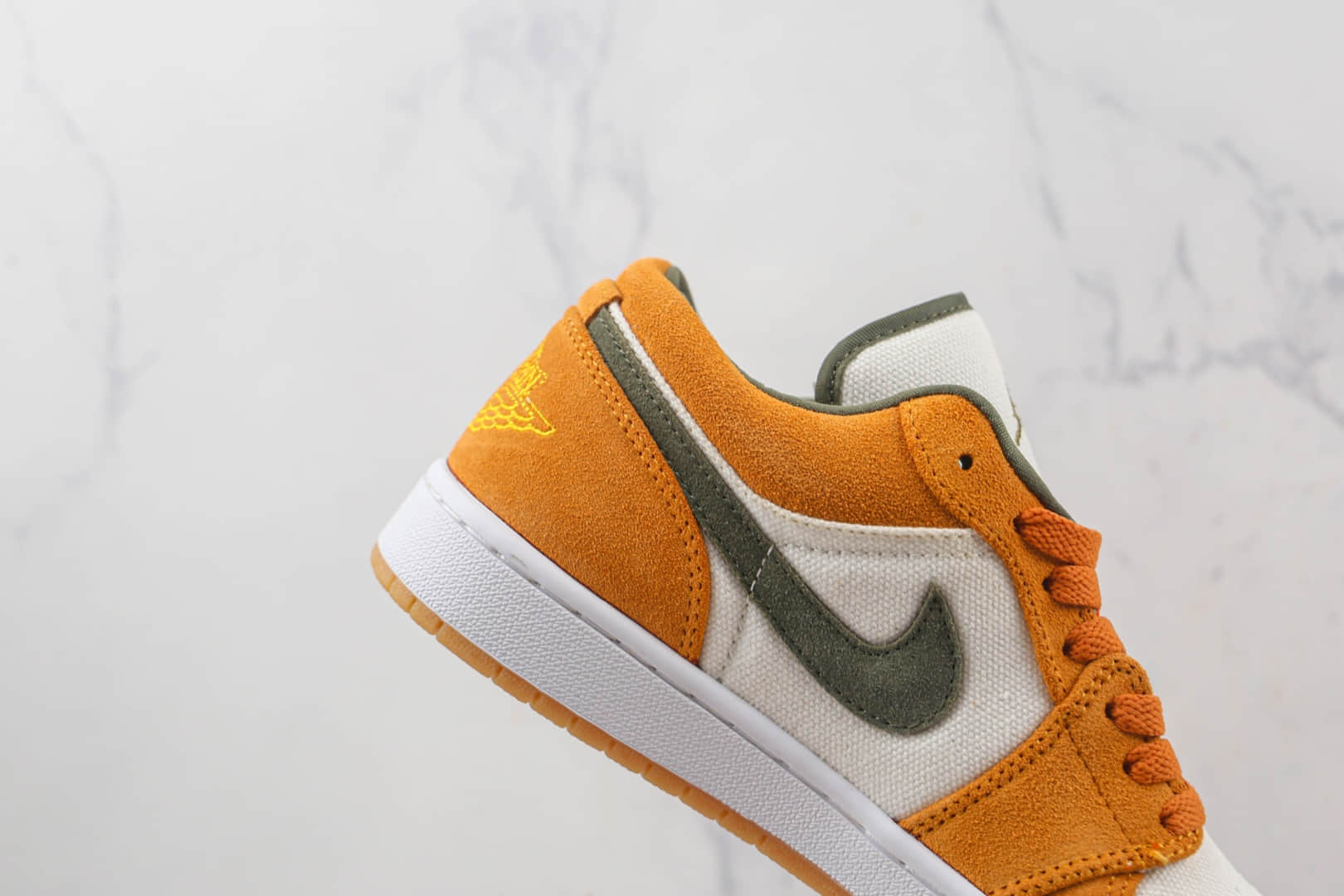 乔丹Air Jordan 1 Low SE Ceramic天花板纯原复刻低帮AJ1复古橙黄色板鞋原盒原标 货号：DH6931-102